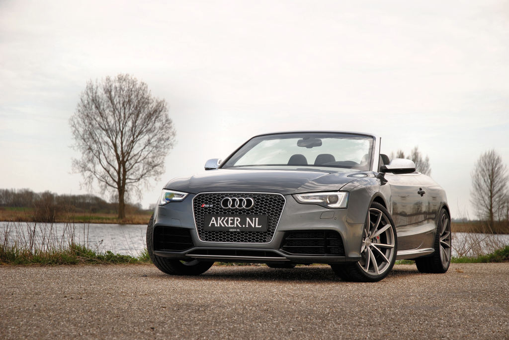 952042215RS5CABRIOLET.jpg