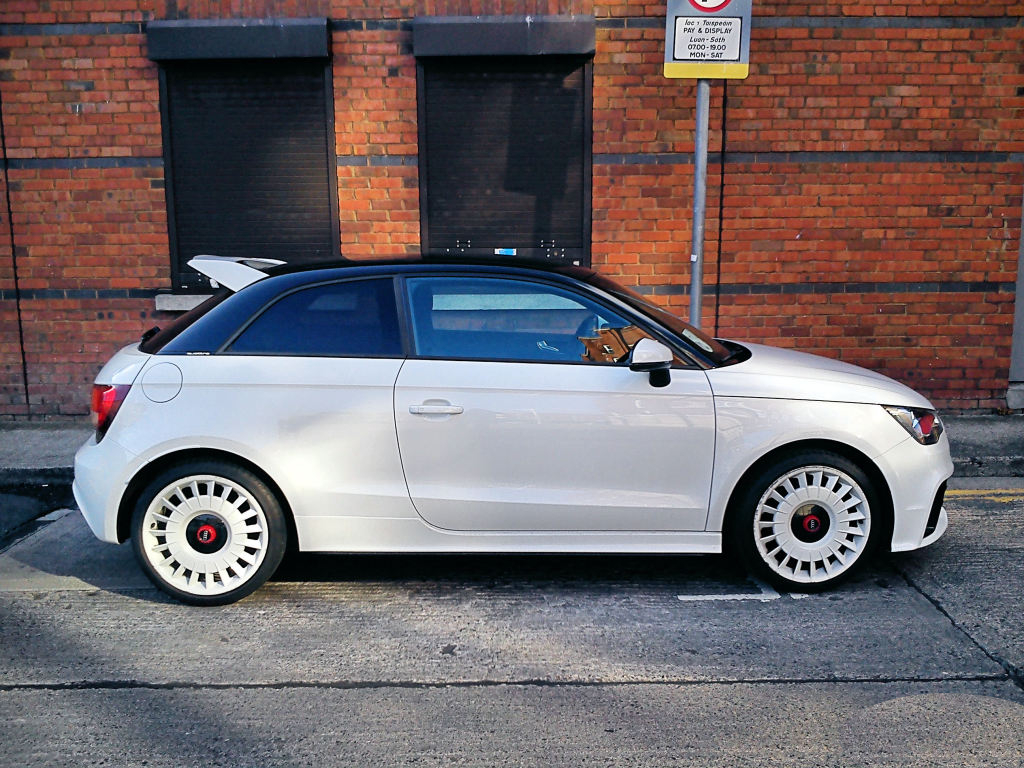 952736A1QUATTRO416.jpg