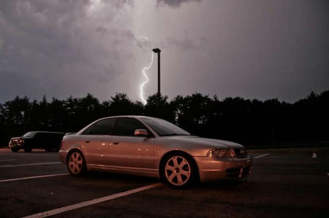 953763lightning1831.jpg