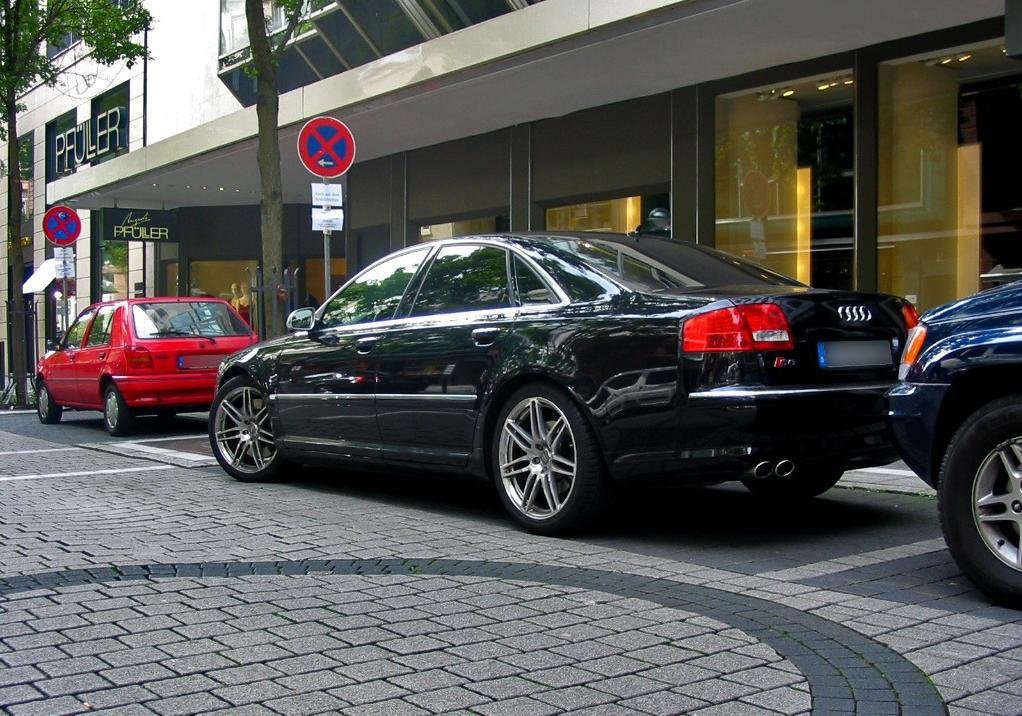 954514514S8D3.jpg