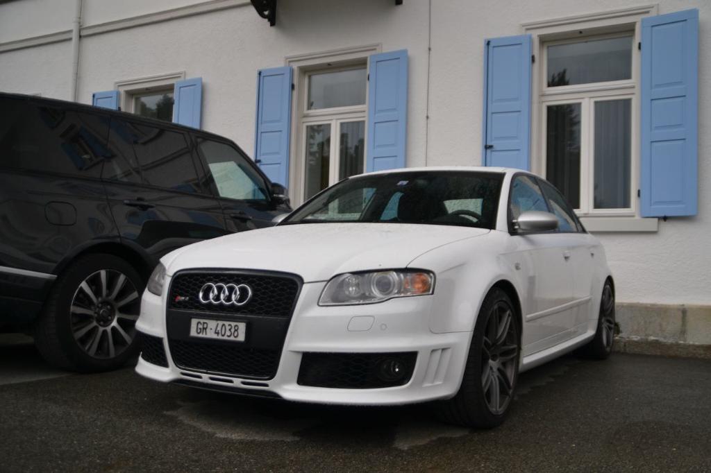954635AUDIRS42887.jpg