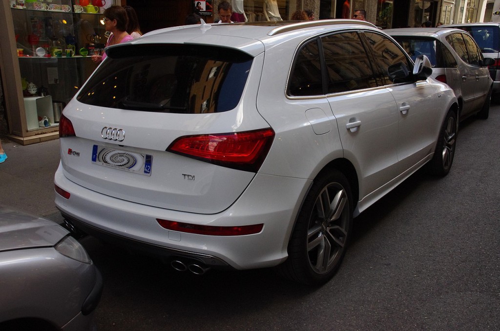 955398AUDISQ5619.jpg