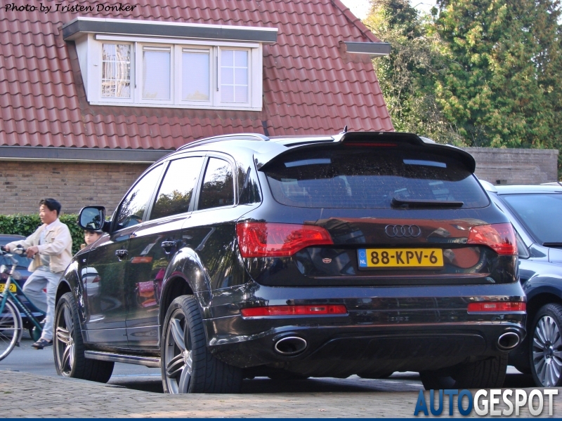 955417068Q7V12ESQUIROU.jpg