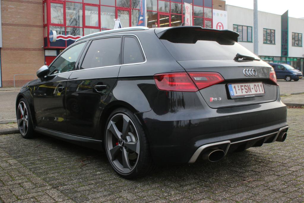955544RS38V1874.jpg