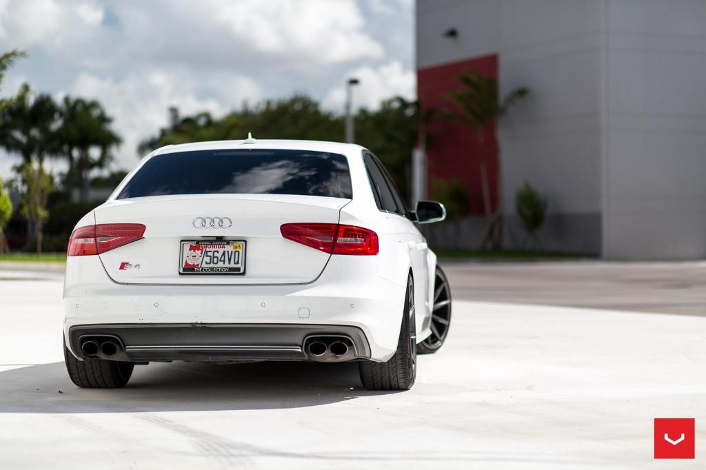 956574AUDIWHEELS0342ES4B8.jpg