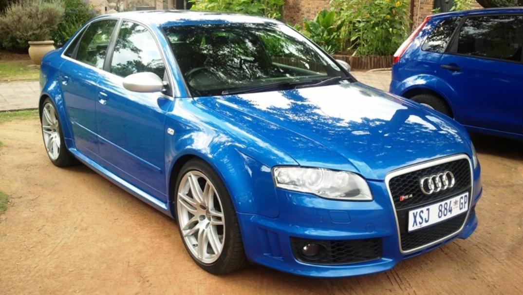 956583AUDIRS41067.jpg