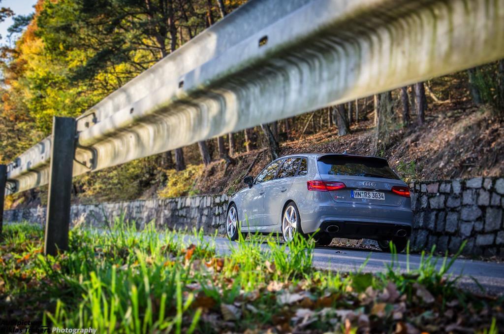 958415RS38V0821.jpg