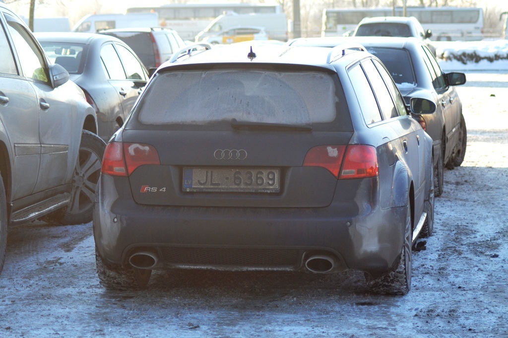 959600AUDIRS42347.jpg