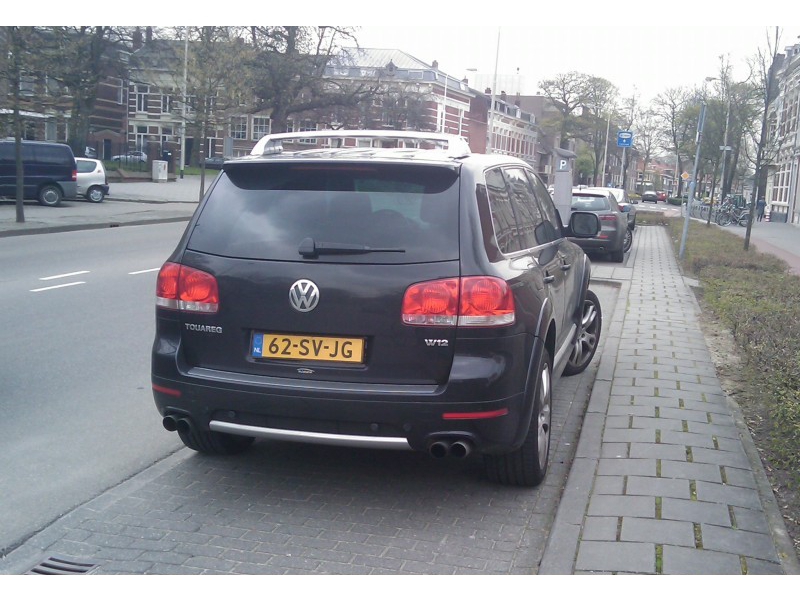 961242W12TOUAREG215ESQUIROU.jpg