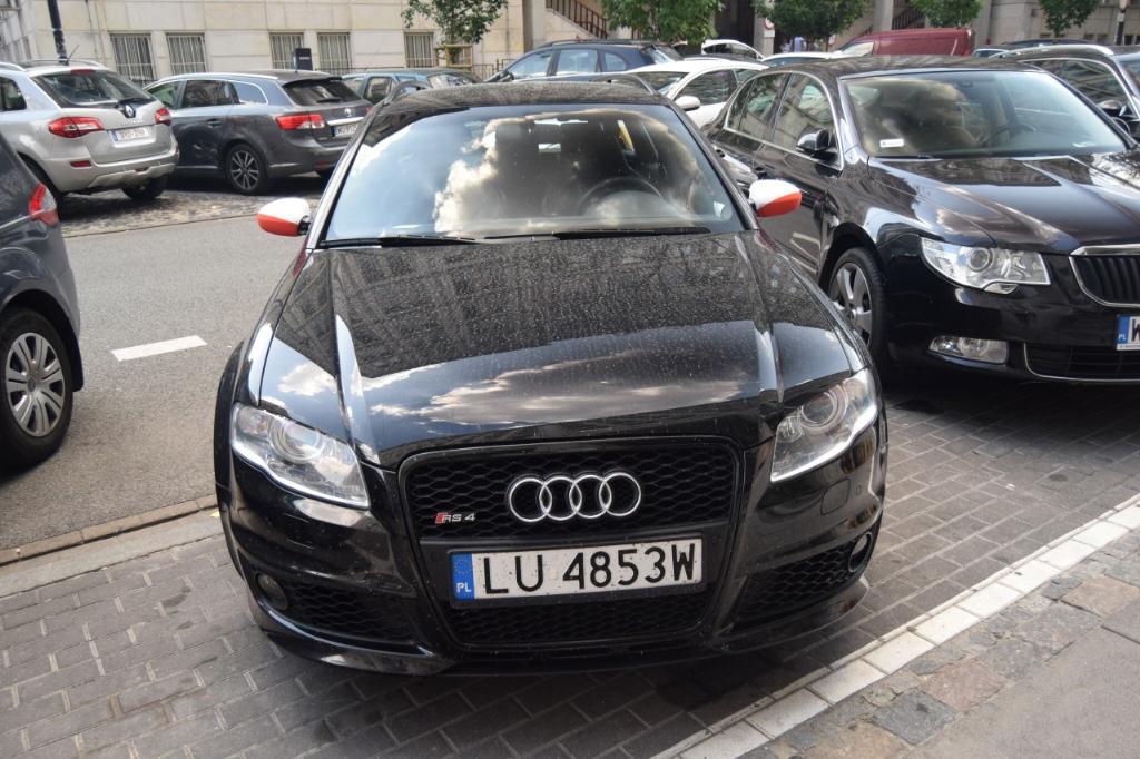 964219AUDIRS43262.jpg