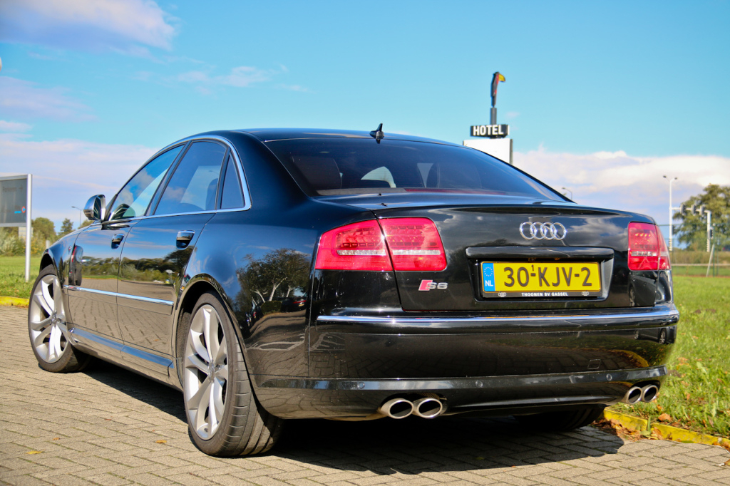 9673731112S8D3.jpg