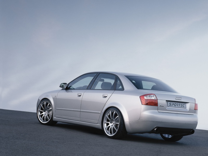 968871audia4sportec.jpg