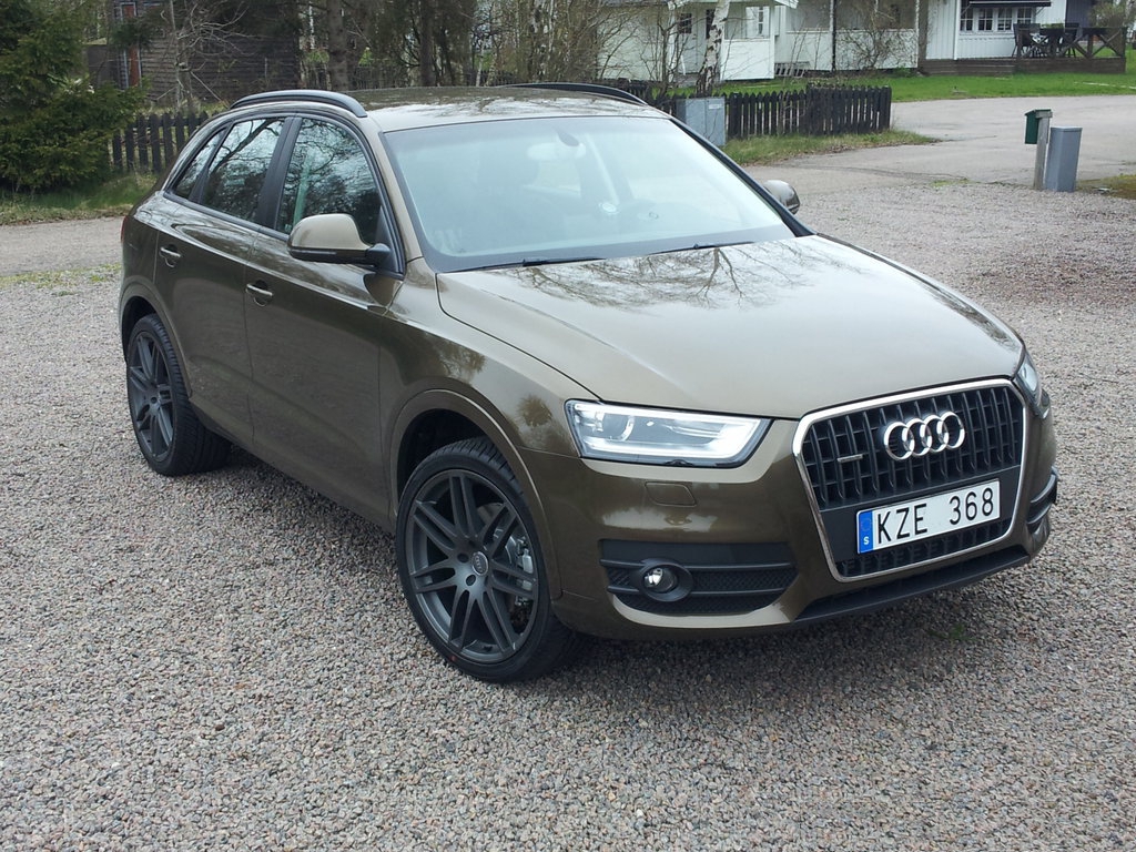 969432Q3ESQUIROU220.jpg