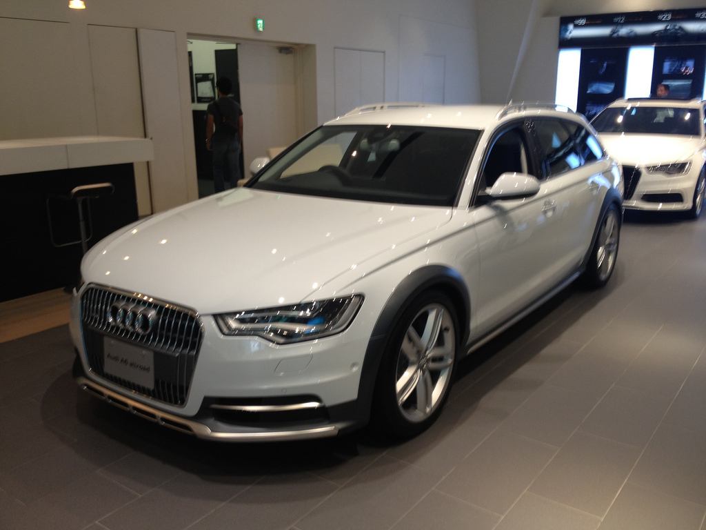 970509186AUDIA6C7ALLROAD.jpg