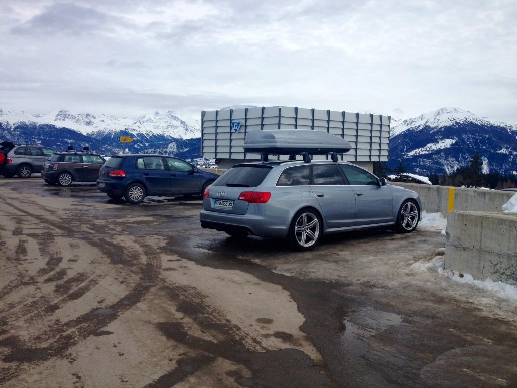 972756RS61237.jpg