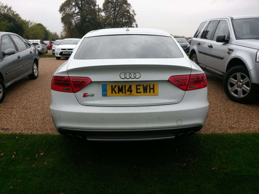 974287485S5SPORTBACK.jpg