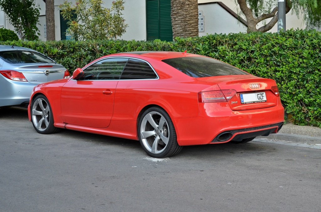 974603AUDIRS51064.jpg