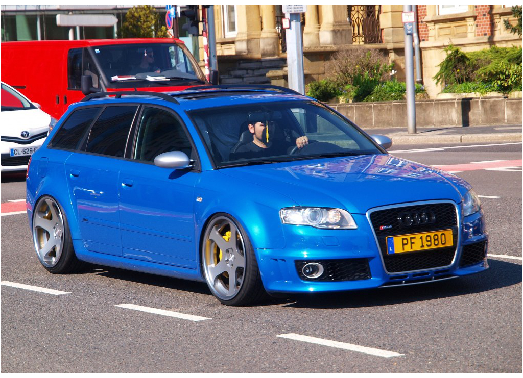 974858AUDIRS4802.jpg