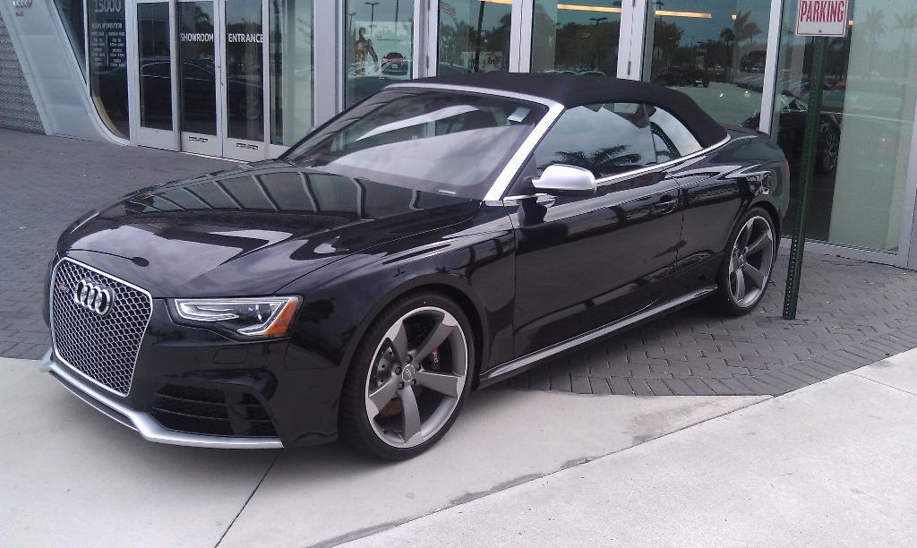976224210RS5CABRIOLET.jpg