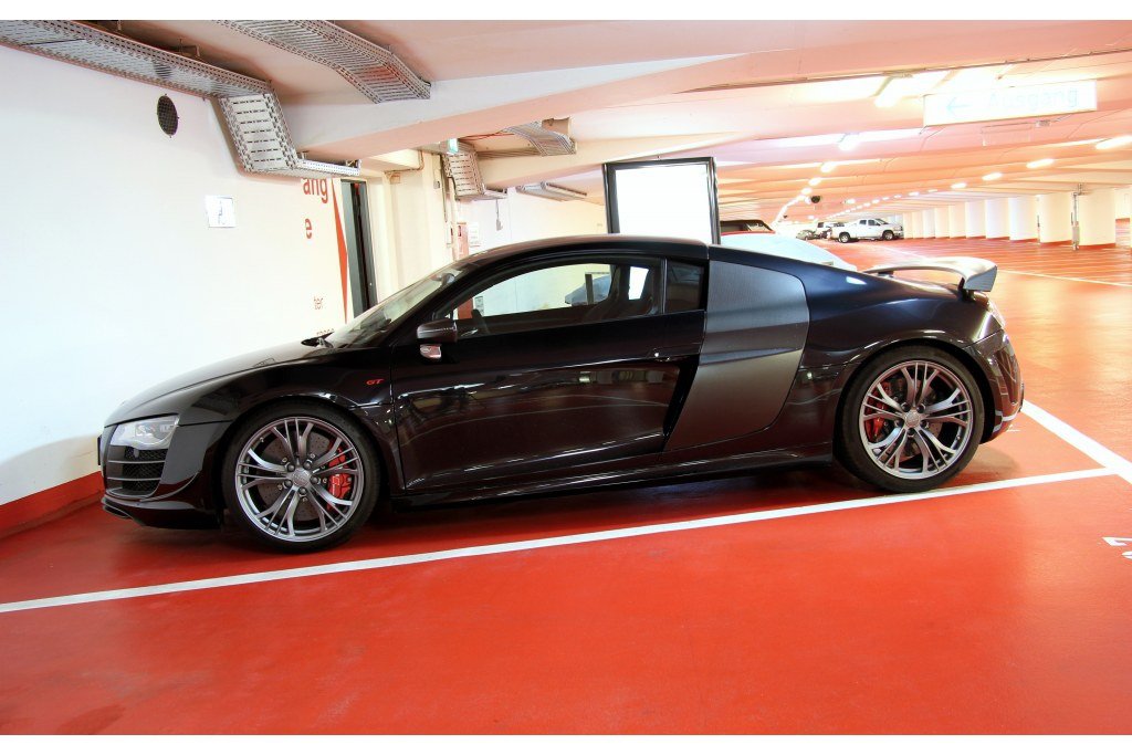977425R8GT392ESQUIROU.jpg