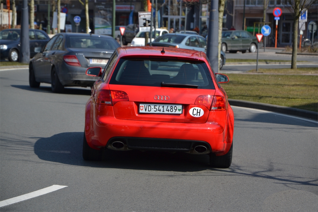 978879AUDIRS4859.jpg