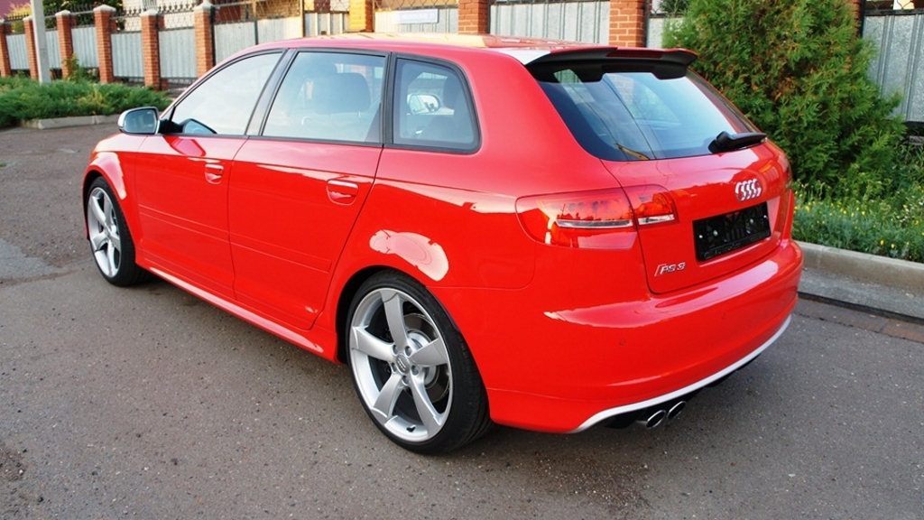 979541427RS3.jpg