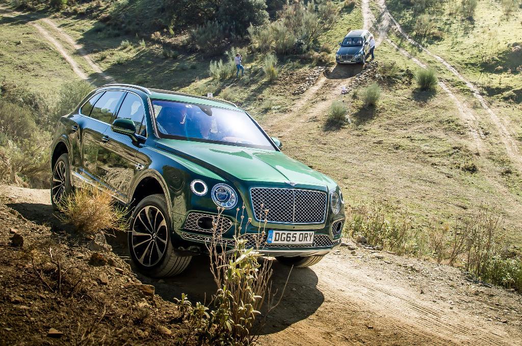 980234BENTAYGA0045.jpg