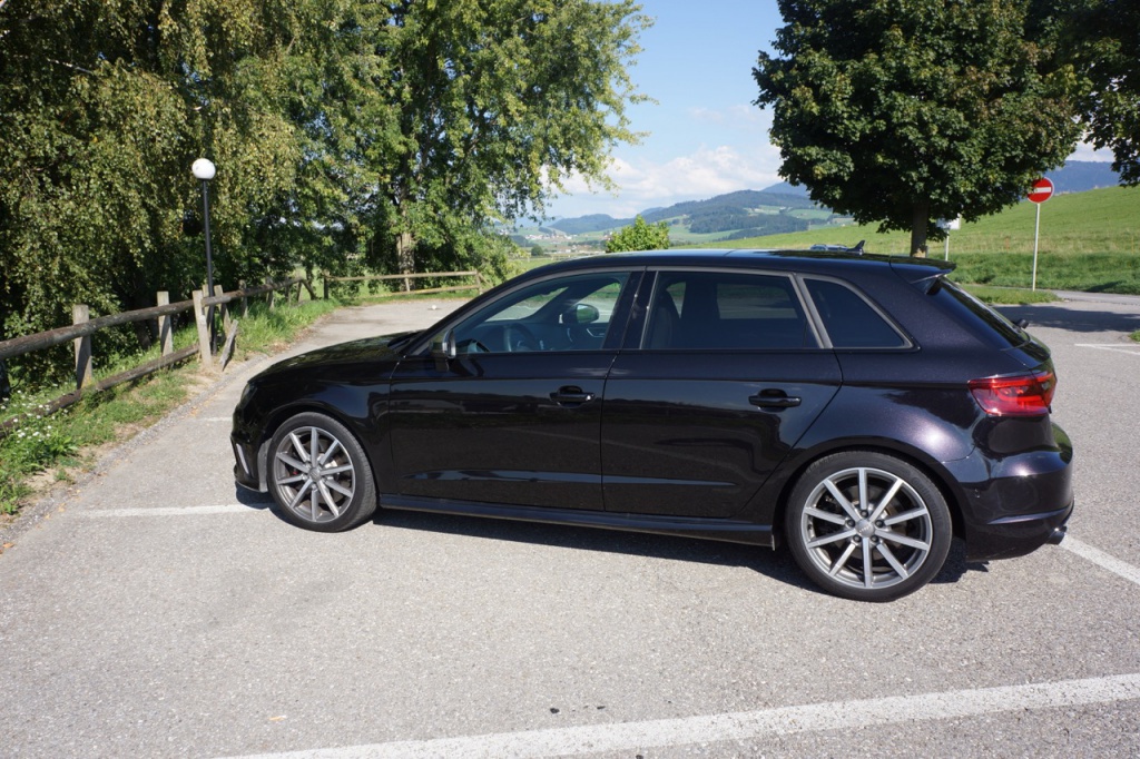 982476AUDIS38VABT360Cv27.jpg