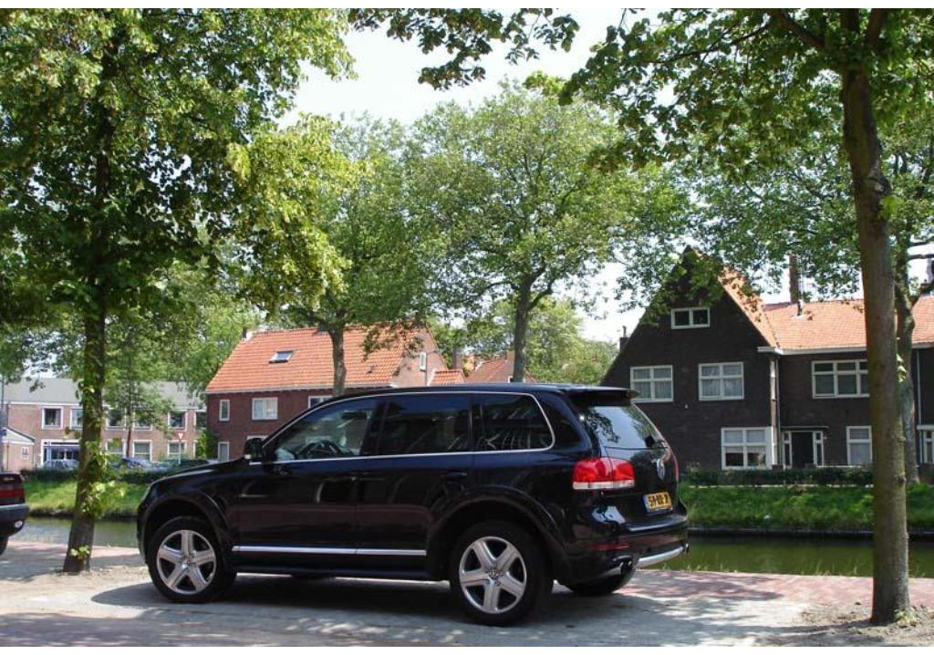 982985W12TOUAREG476.jpg