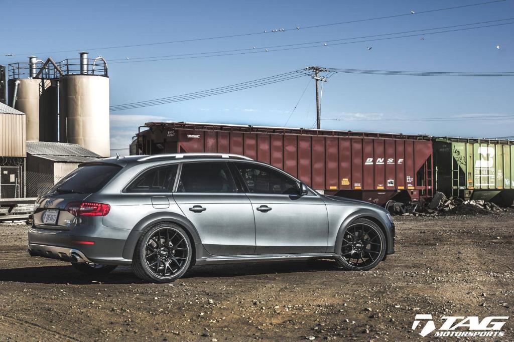 983279772AUDIA4ALLROAD.jpg