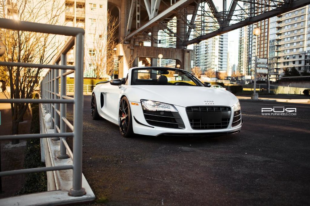 983879R8GT1171.jpg