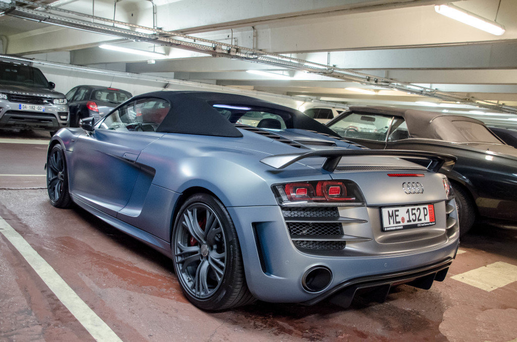 984688R8GT1327.jpg