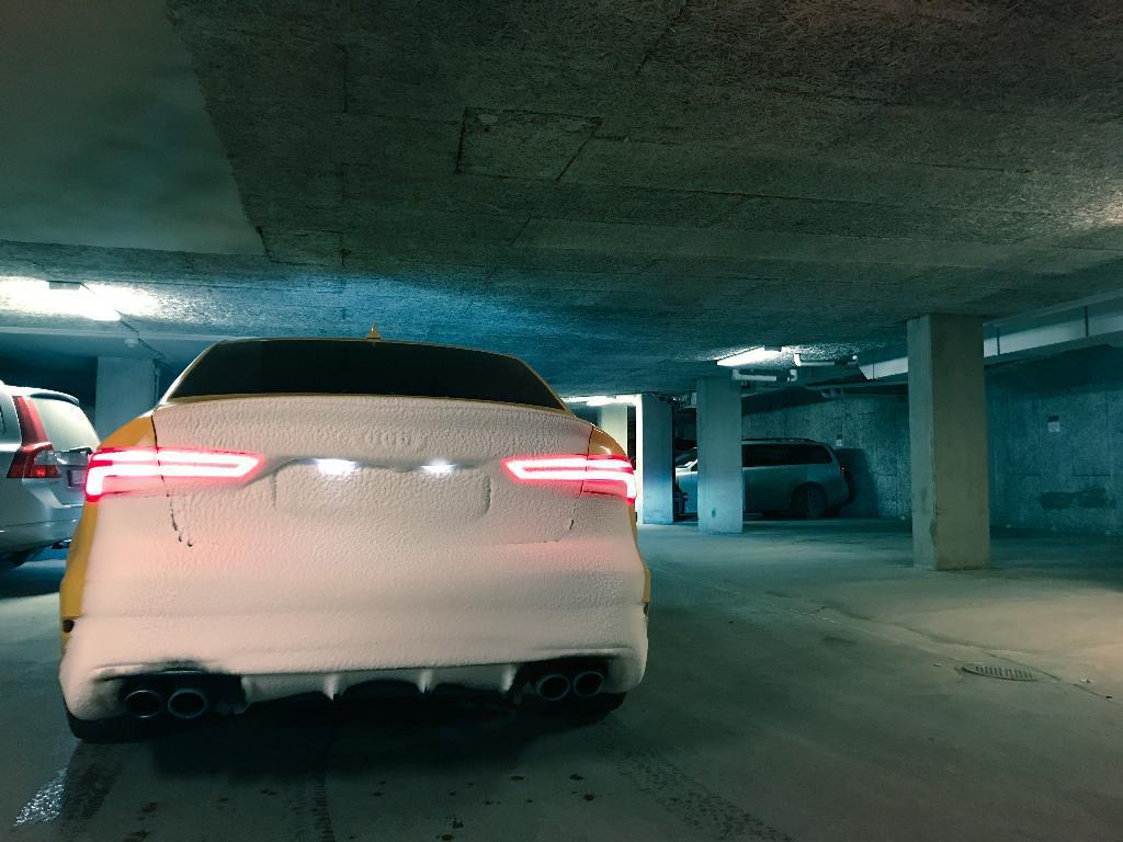 985457S38V3071.jpg