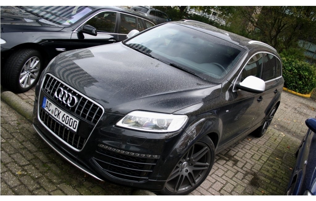 985661517Q7V12.jpg