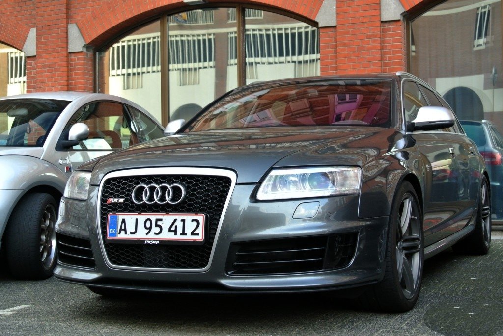 986567RS61261.jpg