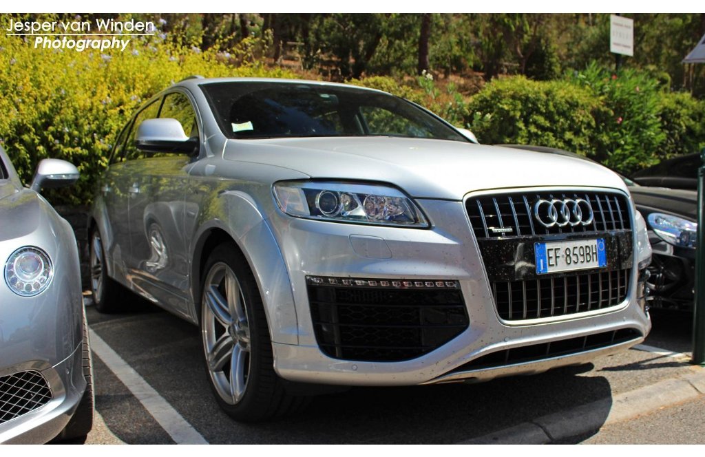 987801545Q7V12.jpg