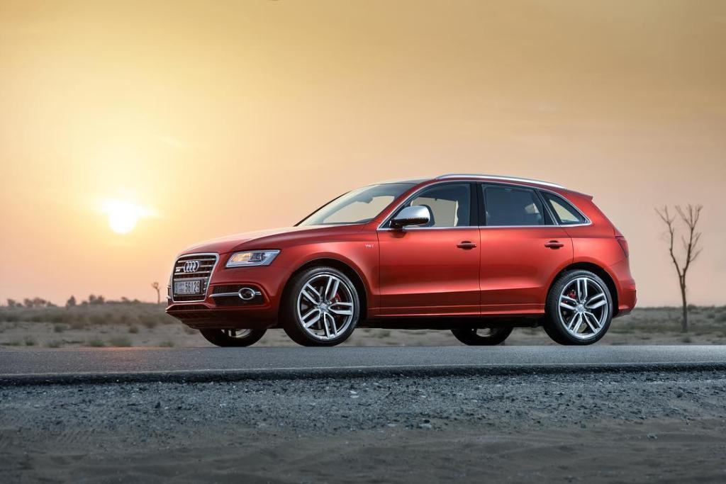 987804AUDISQ52257.jpg