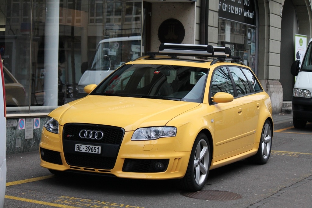 987977AUDIRS41242.jpg