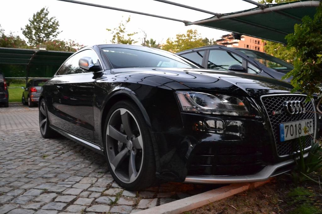 989026AUDIRS52994.jpg
