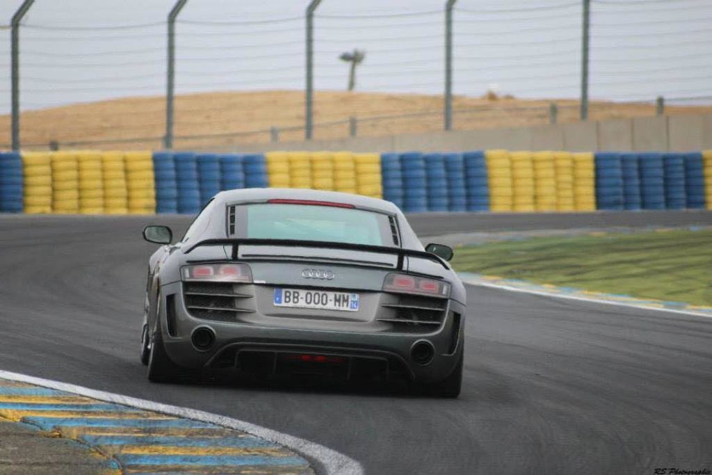 989590R8GT1438.jpg