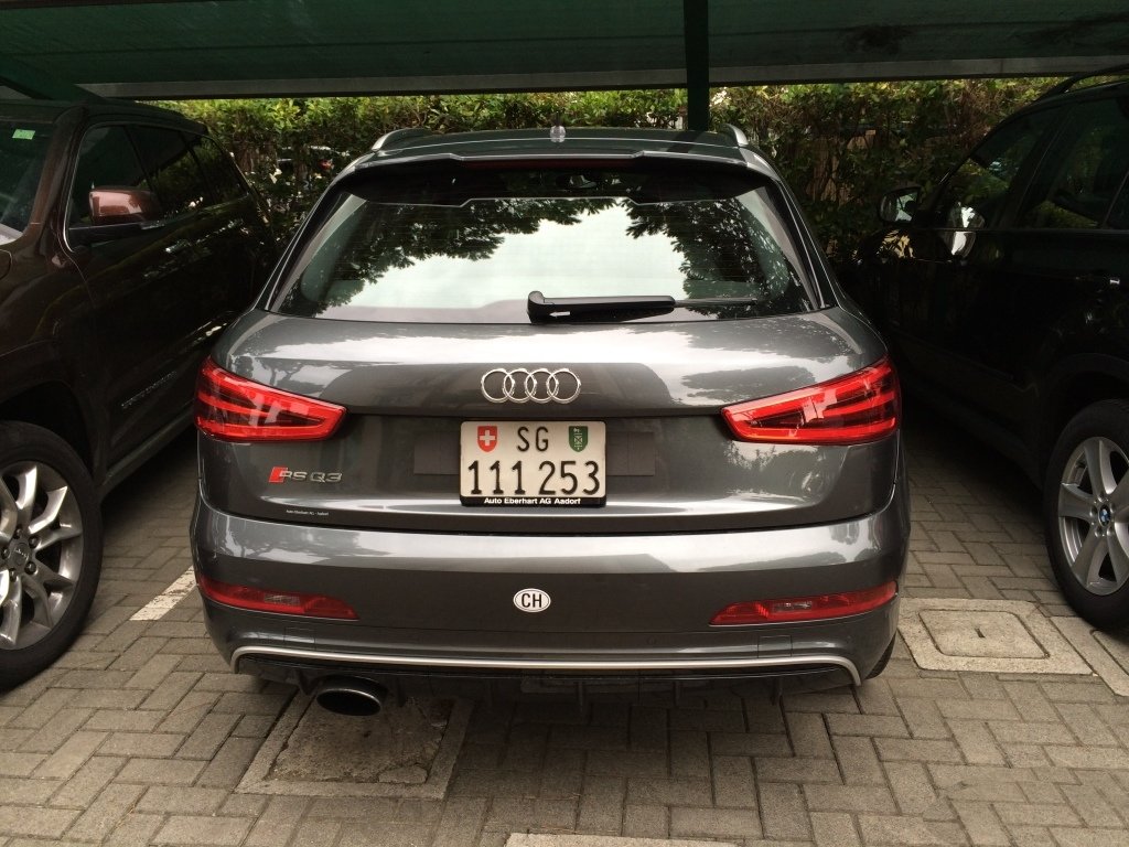 990265RSQ3562.jpg