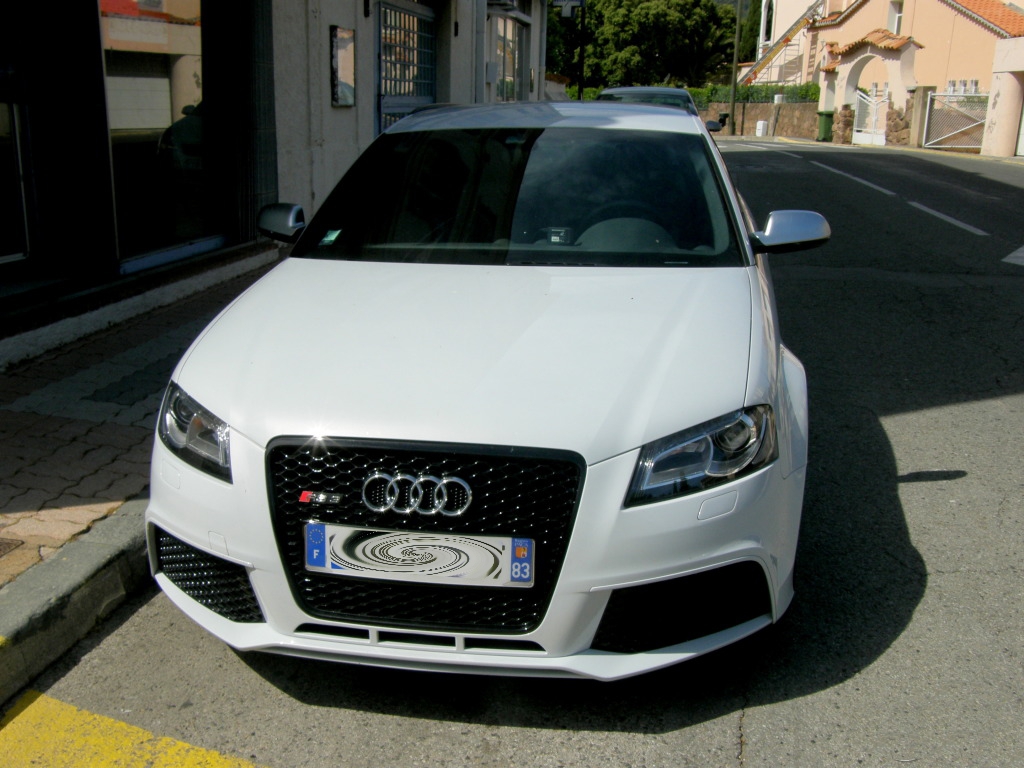 990954877RS3.jpg