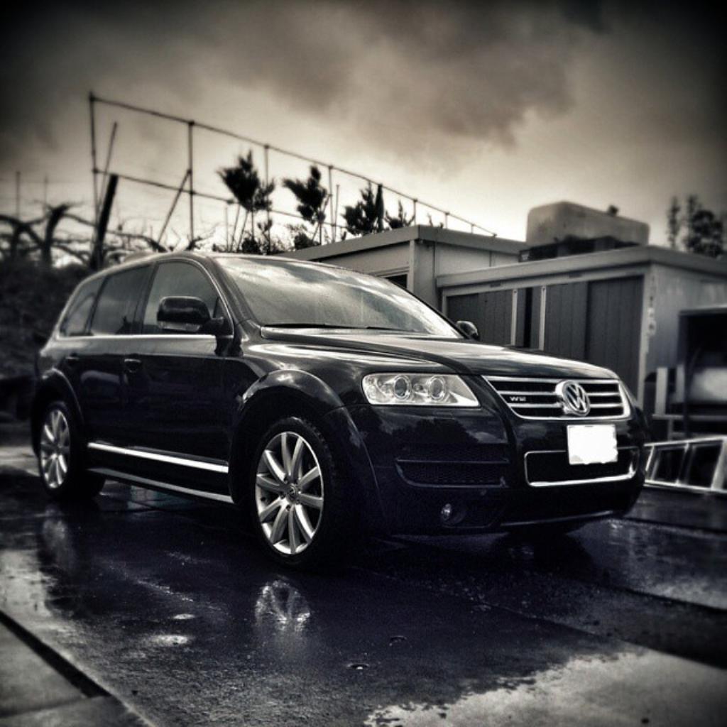 991037W12TOUAREG501.jpg