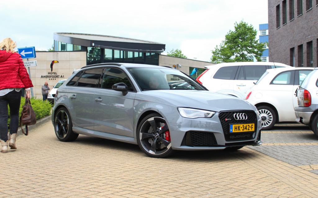 991633RS38V2477.jpg