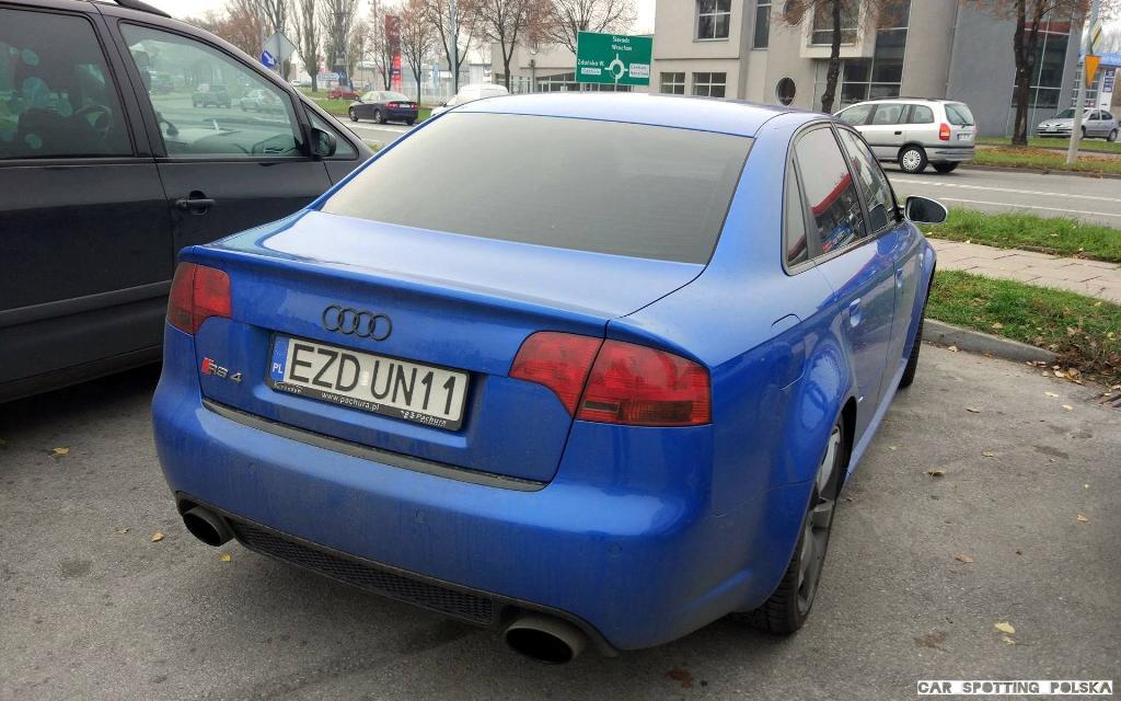 993687AUDIRS42939.jpg