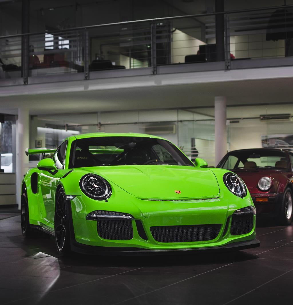 9937500667PORSCHE991GT3RS.jpg