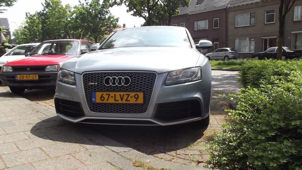 996233AUDIRS5926.jpg