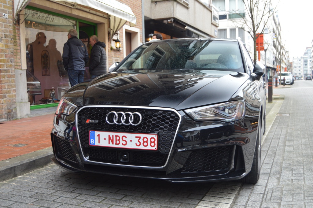 997448RS38V0849.jpg