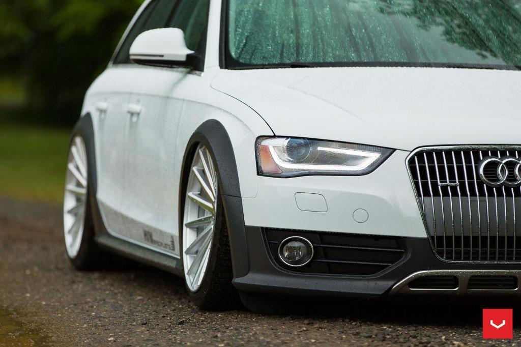 998353AUDIWHEELS0407CA4ALLROAD.jpg