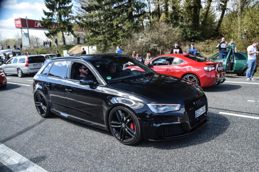 998382RS38V2850.jpg